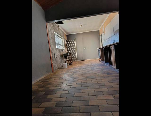 3 BEDROOM HOUSE FOR SALE IN MORGENSTER